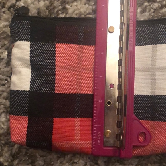 Plaid makeup case - Picture 4 of 4